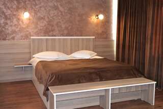 Отель Hotel Rehoma Питешти Стандартный двухместный номер с 1 кроватью-2